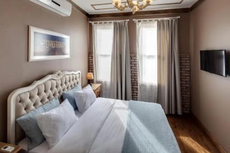 Loka Suites - 50