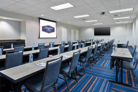 Hampton Inn Charlotte Uptown - 17