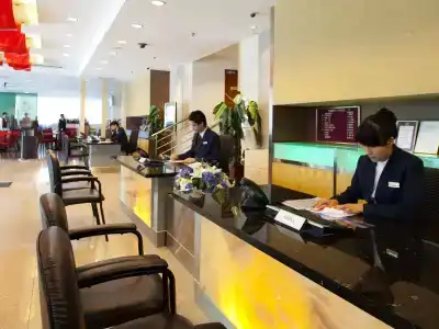 Royal @ Queens (SG Clean, Staycation Approved) - 18