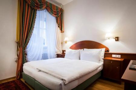 Corso am Graben - 44