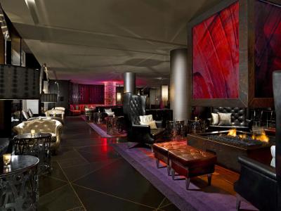 W - The Foshay - 18