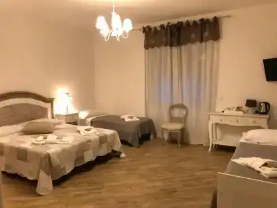 City Garden Guest House - 4