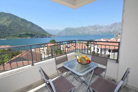 ROOMS & DOBROTSKI DVORI - 38