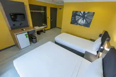 Roy Otel Akçay - 41