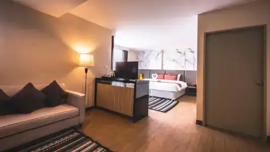 Sinsuvarn Airport Suite - 26