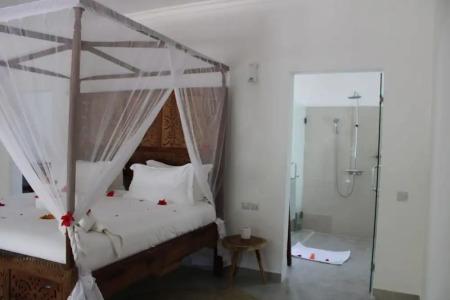 Kivuli Beach - 2