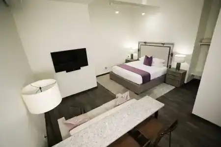 Studio 154 Luxury - 4