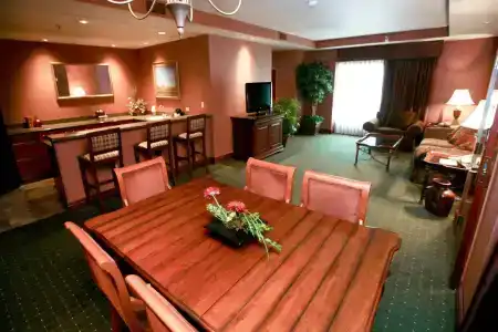 Embassy Suites - 40