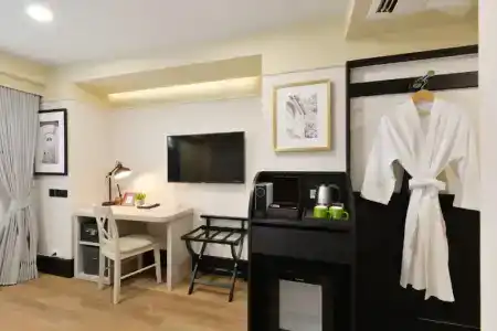 Oakwood & Residence Bangkok Sha Plus Certified - 24