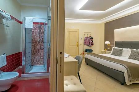 Vittorio Emanuele Boutique - 108