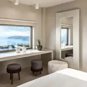 West East Suites - 62