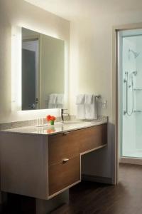 Residence Inn by Marriott Boston Downtown Seaport - 77