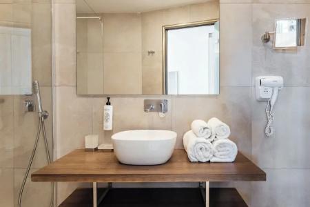 Alexandra Beach Resort & Spa - 51