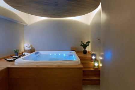 Seascape Luxury Residences - 19