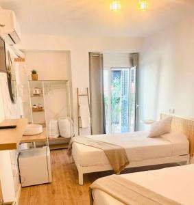 La Bartola Guesthouse - 14