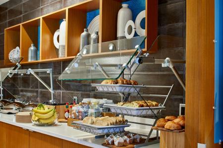 SpringHill Suites Charlotte at Carowinds - 25