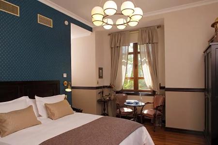 Boutique Castillo Rojo - 83
