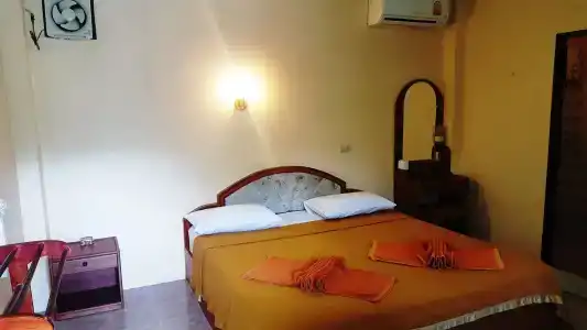 Rattana Guesthouse & Bungalow - 6