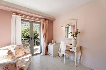 Aerinon Guesthouse - 54