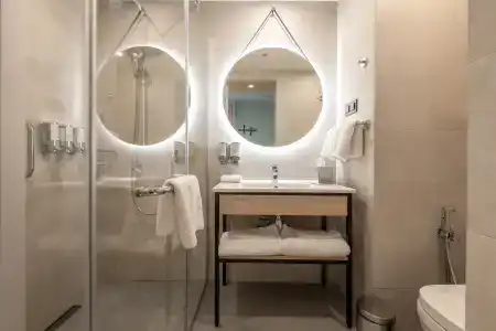 Hampton by Hilton Center - 32