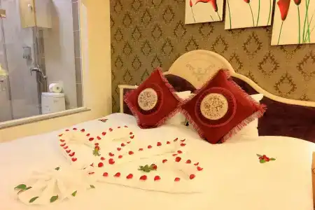 Splendid Star Boutique - 6