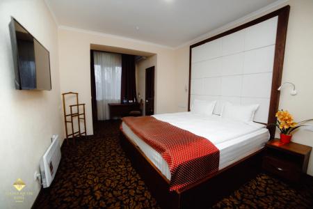 Golden Square Bishkek - 3