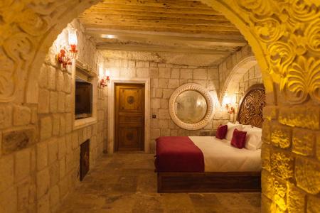 Solo Cave Suites - 125