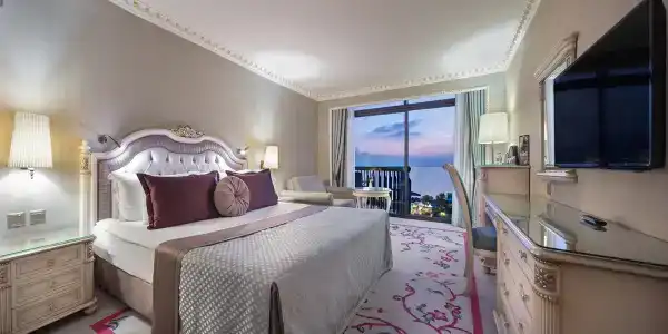 Merit Crystal Cove Casino & Spa - 35