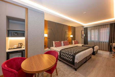 Ramada & Suites by Wyndham Istanbul Sisli - 69