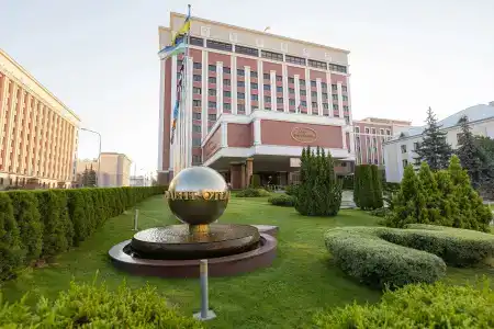 Президент-Отель - 2