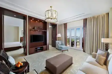 The Ritz-Carlton - 20