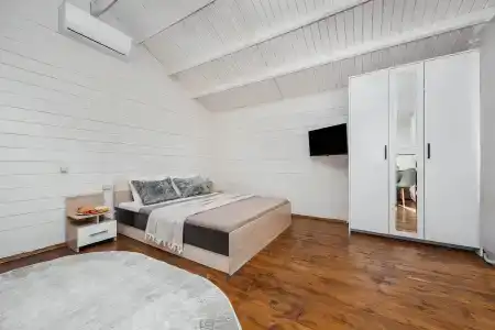 Forest house - 28