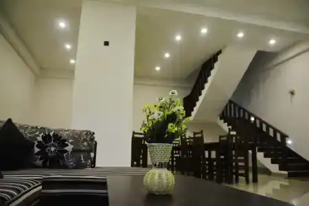 Sea View Tourist Inn - 1