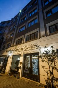 Peninsula Galata - 0