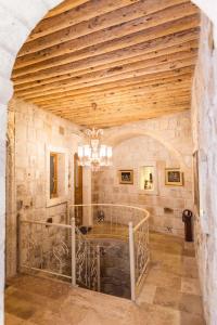 Solo Cave Suites - 55