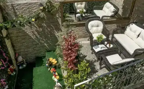 Royan Suites - 31