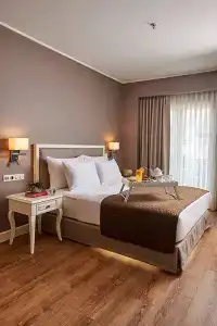 Renata Boutique Sisli - 42