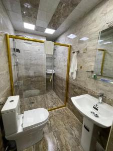 Grand Mirror - 19