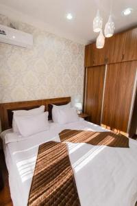 Diyor Gold - 43