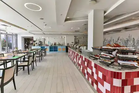 Plaza - 7