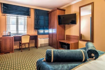 Golden Tulip Borjomi - 8