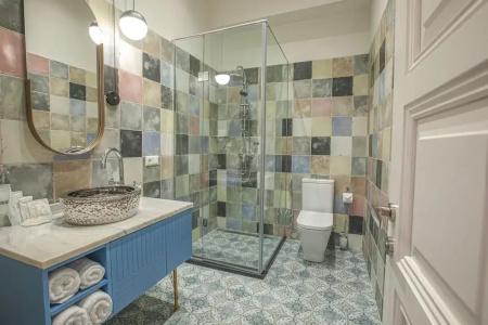 Heritage and Suites - 12