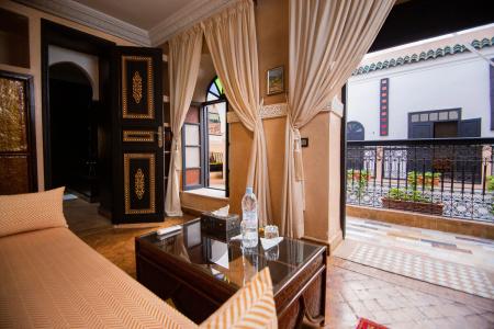 Riad Ta'achchaqa - 68