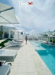 Doric Boutique - 30