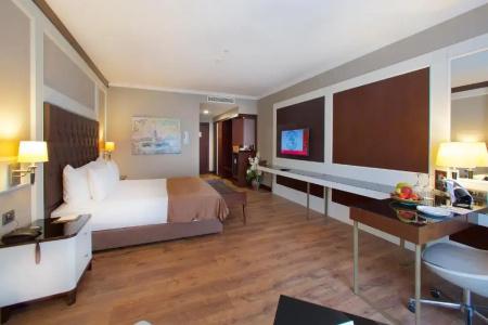 Ramada & Suites by Wyndham Istanbul Merter - 16