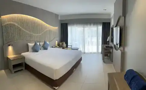 Amora Beach Resort Phuket - Sha Extra Plus - 36
