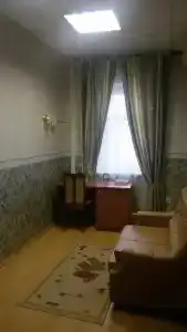 У домика Петра - 28
