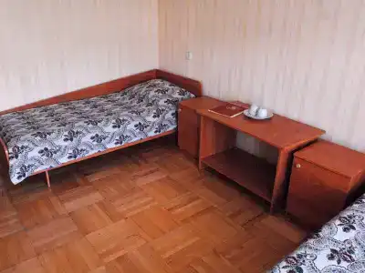 Марат - 25
