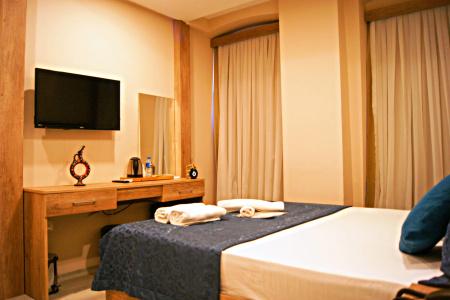 Destinia Pera Suites - 18