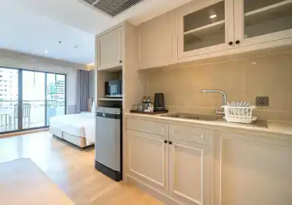 Centre Point Sukhumvit 10 - 64